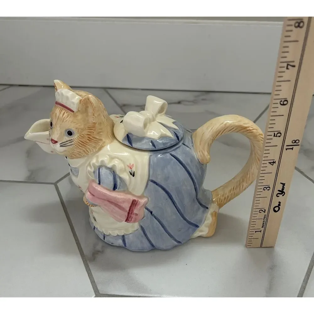 Vintage Takahashi San Francisco Hand Painted Cat‎ Ceramic Teapot With Lid
